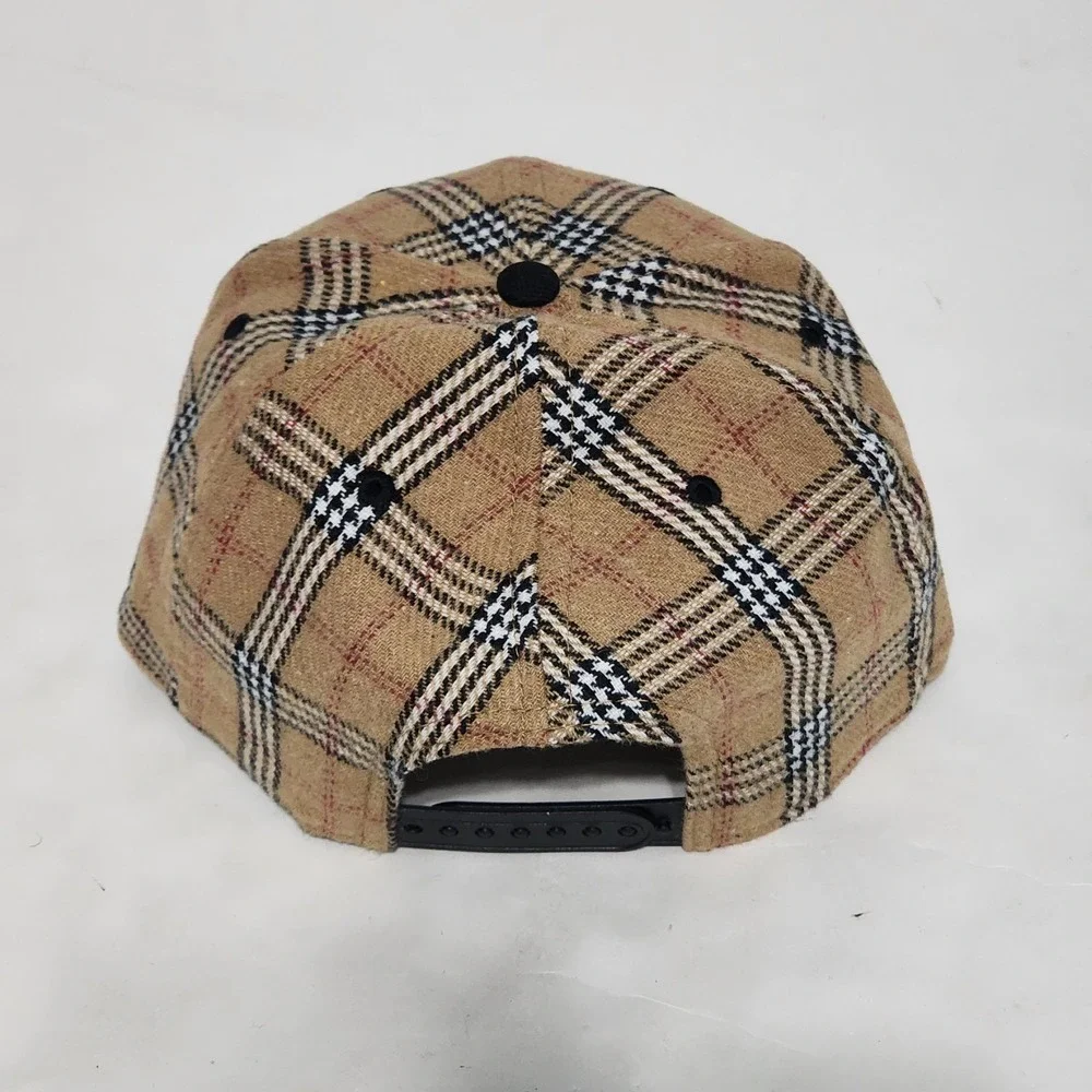 New Era product tan